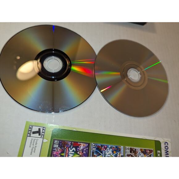 Sims Starter Pack & The Sims 3 Pets Expansion Pack Like New Complete Windows PC - Picture 5 of 15